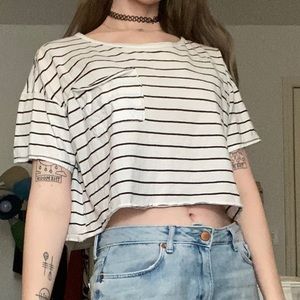 ✨ Loose Striped Crop Top